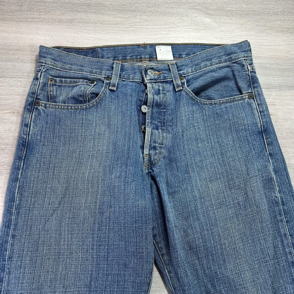 Levis 501 Jeans Mens Blue Med‎ Wash Regular Straight Button Fly 34x32 Denim